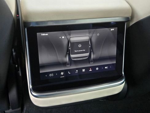 Used 2022 Tesla Model S image 13