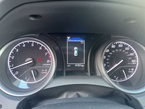 Used 2024 Toyota Camry SE FWD image 9