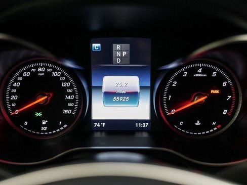 Used 2018 Mercedes-Benz GLC 300 4MATIC Coupe image 30