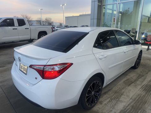Used 2016 Toyota Corolla L image 16