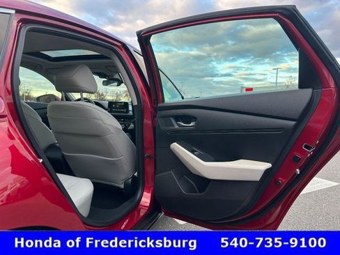 Certified 2023 Honda Accord EX image 32