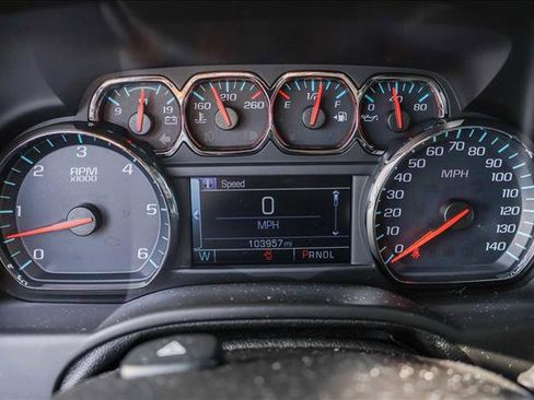 Used 2018 GMC Yukon SLT image 15