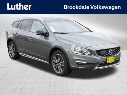 Used 2018 Volvo V60 T5 Cross Country w/ Convenience Package