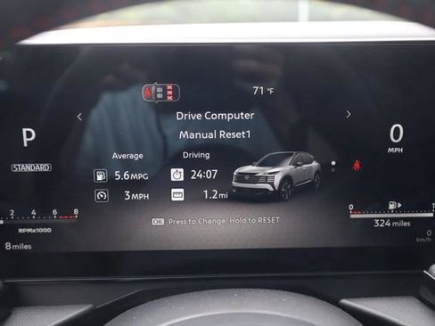New 2026 Nissan Kicks SR AWD/4WD image 12