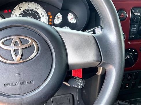 Used 2008 Toyota FJ Cruiser 4WD image 20