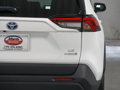 Certified 2024 Toyota RAV4 LE AWD/4WD image 10