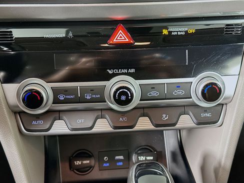 Used 2020 Hyundai Elantra Value Edition image 23