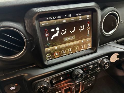 Used 2023 Jeep Wrangler Unlimited Sahara w/ Cold Weather Group image 4