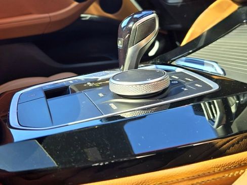 Used 2022 BMW X4 xDrive30i w/ Premium Package Essential image 26