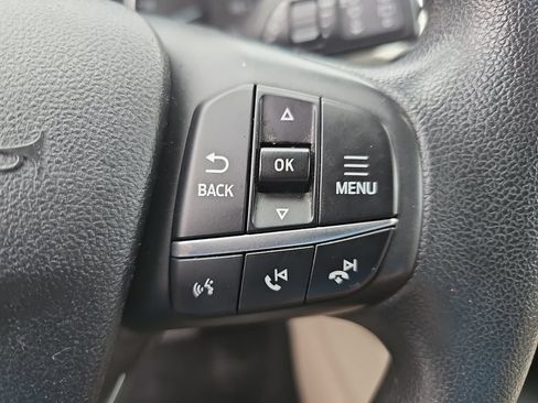 Used 2021 Ford Escape SE FWD image 17