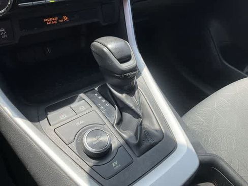 Used 2021 Toyota RAV4 XLE w/ Convenience Package AWD/4WD image 24