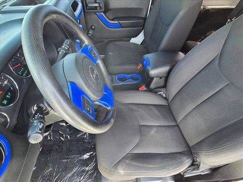 Used 2017 Jeep Wrangler Sport AWD/4WD image 14
