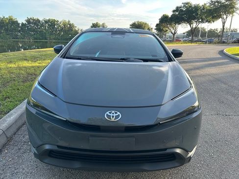 Used 2024 Toyota Prius LE FWD image 9