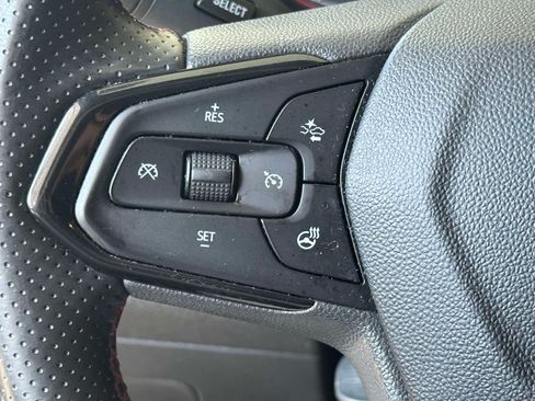 Used 2024 Chevrolet Trax RS w/ Driver Confidence Package FWD image 20