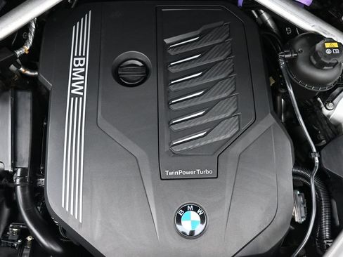 Used 2023 BMW X5 xDrive40i w/ M Sport Package AWD/4WD image 29