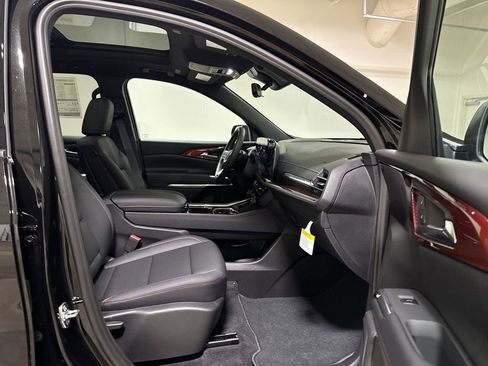 New 2026 Chevrolet Traverse Z71 image 23