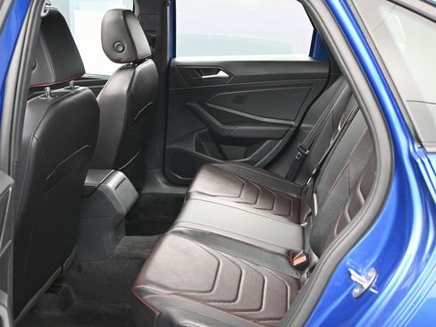 Used 2024 Volkswagen Jetta GLI Autobahn image 34