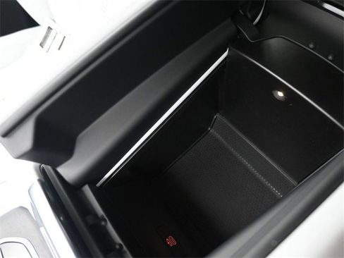 New 2026 BMW X5 sDrive40i w/ Climate Comfort Package image 9