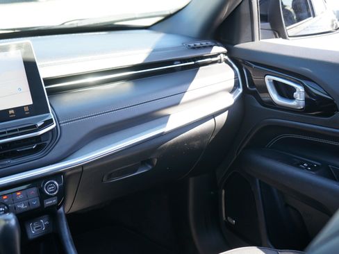 Used 2022 Jeep Compass High Altitude image 25