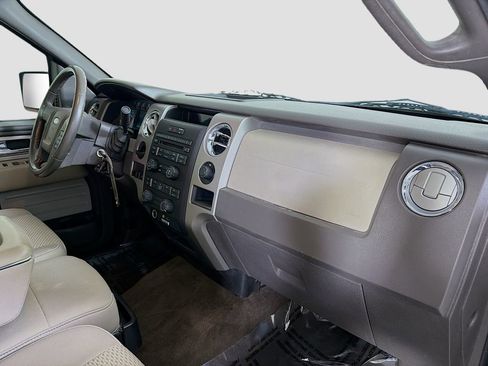 Used 2010 Ford F150 XLT image 25