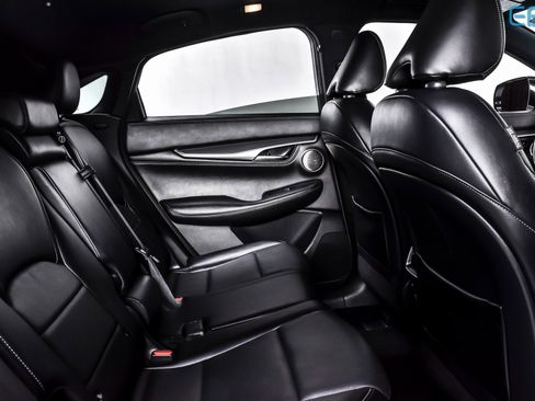 Used 2022 INFINITI QX55 Essential image 24