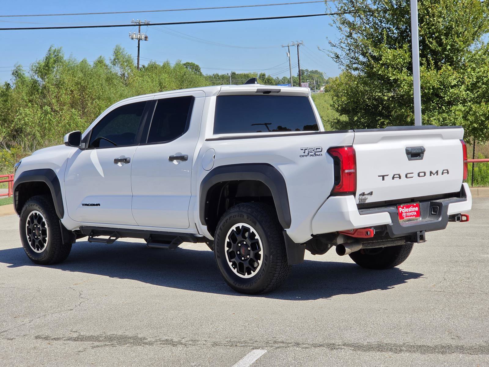 Used 2024 Toyota Tacoma TRD Off-Road AWD/4WD image 6
