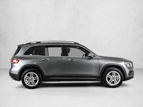 Used 2020 Mercedes-Benz GLB 250 4MATIC image 4