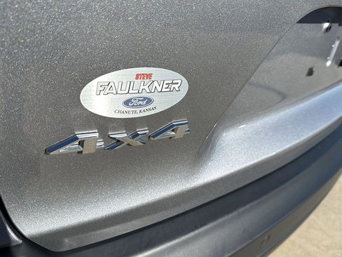 Used 2019 Jeep Cherokee Latitude Plus w/ Cold Weather Group image 6