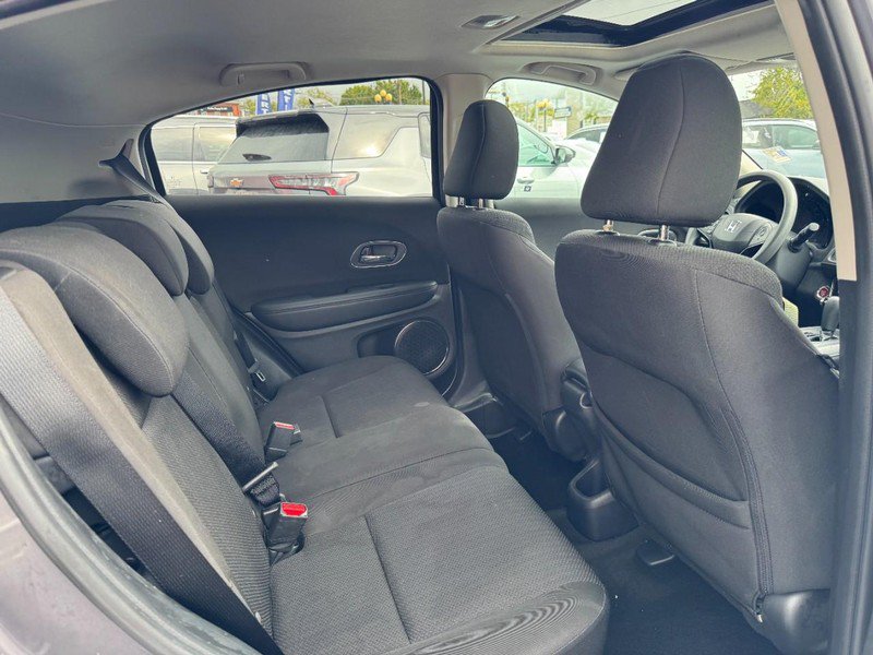 Used 2017 Honda HR-V EX image 11