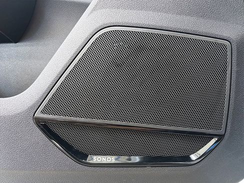 Used 2025 Audi Q3 2.0T Premium Plus image 19