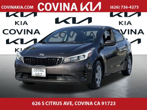 Used 2017 Kia Forte LX image 4