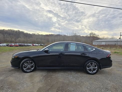 Used 2024 Honda Accord EX image 12