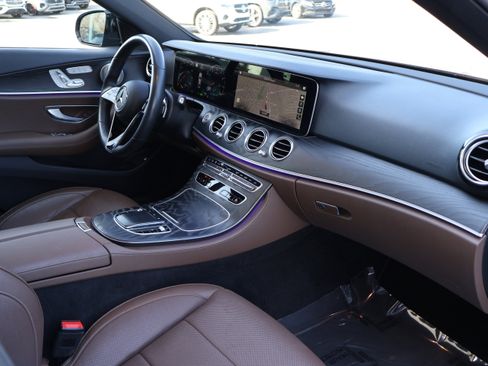 Used 2022 Mercedes-Benz E 450 4MATIC Sedan image 29