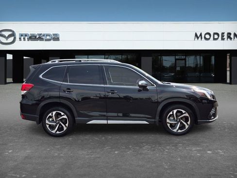 Used 2022 Subaru Forester Touring AWD/4WD image 4
