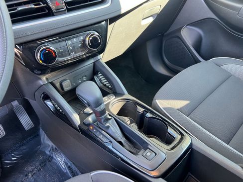 Used 2025 Chevrolet TrailBlazer LT image 40