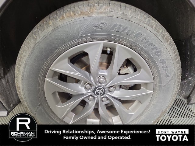 Used 2024 Toyota Sienna XLE w/ XLE Plus Package AWD/4WD image 8