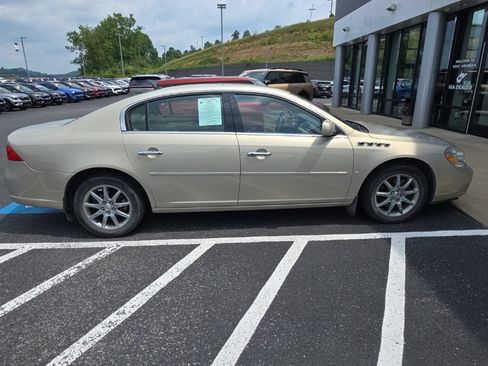 Used 2007 Buick Lucerne CXL w/ Luxury Package FWD image 14