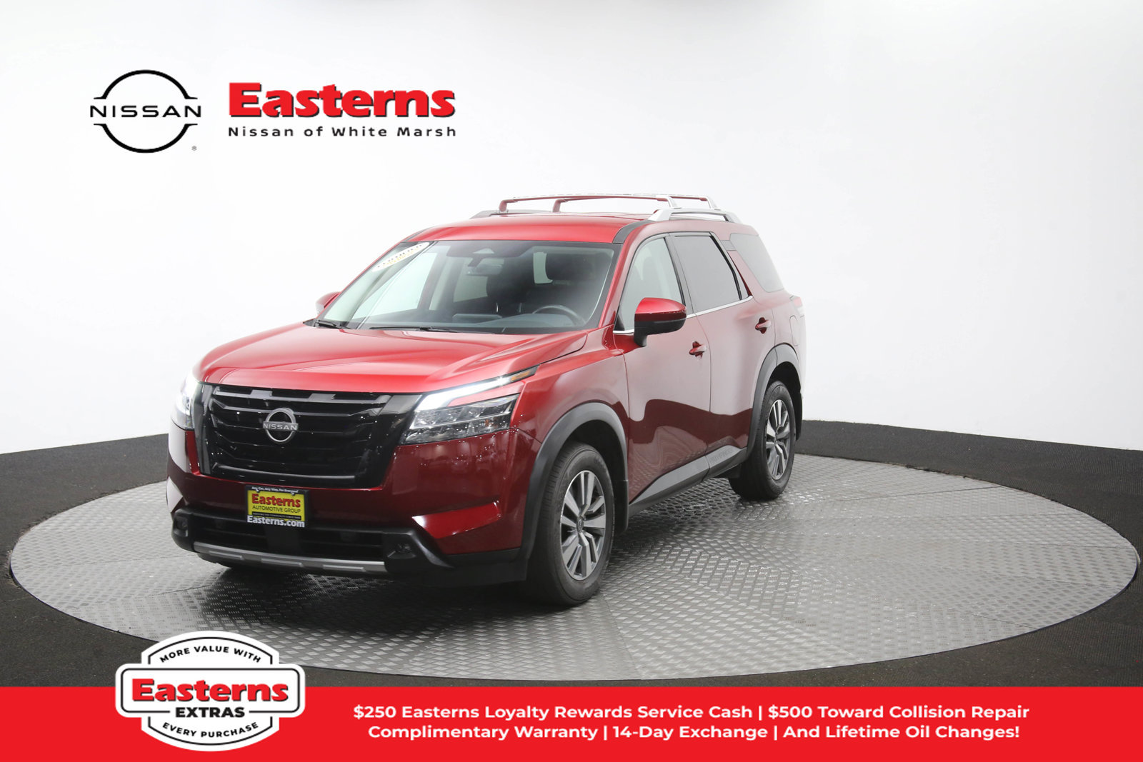 Used 2023 Nissan Pathfinder SL w/ Lighting Package (N92) AWD/4WD image 50