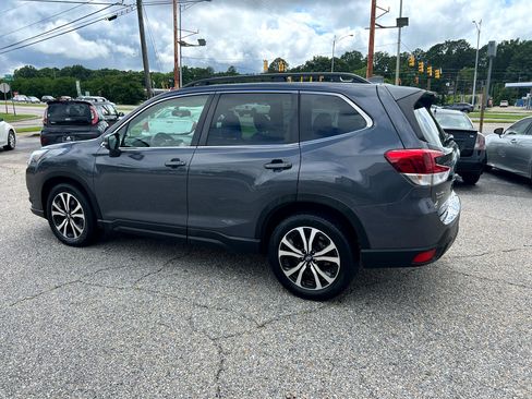 Used 2022 Subaru Forester Limited image 18