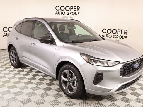 Used 2024 Ford Escape ST-Line w/ Tech Pack #1 FWD image 1
