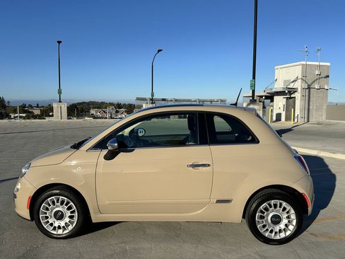 Used 2012 FIAT 500 Lounge w/ Convenience Group FWD image 5