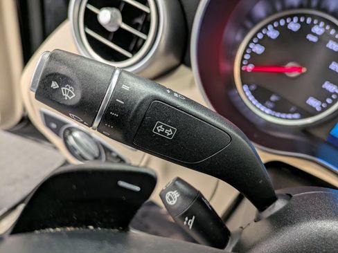 Used 2019 Mercedes-Benz C 300 4MATIC Sedan image 17