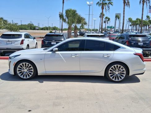 Used 2021 Cadillac CT5 Premium Luxury RWD image 3