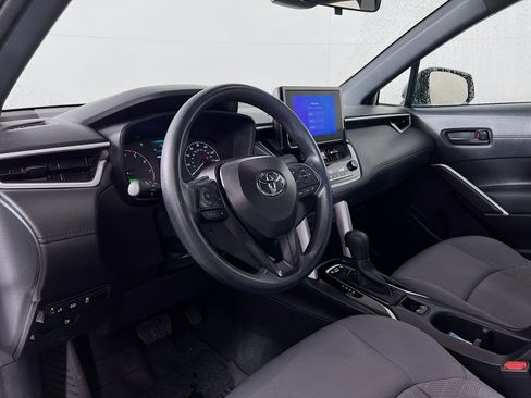 Certified 2025 Toyota Corolla Cross AWD Hybrid image 9