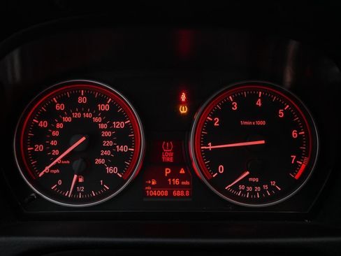 Used 2009 BMW 328i xDrive Sedan image 2