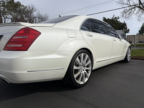 Used 2013 Mercedes-Benz S 550 image 13