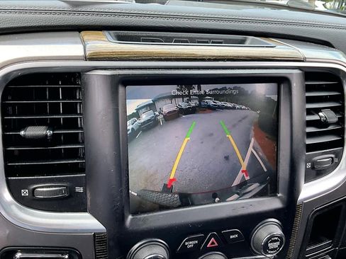 Used 2015 RAM 1500 Limited RWD image 27