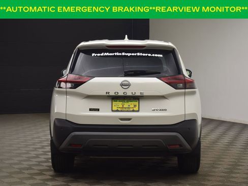 Used 2023 Nissan Rogue SV image 8