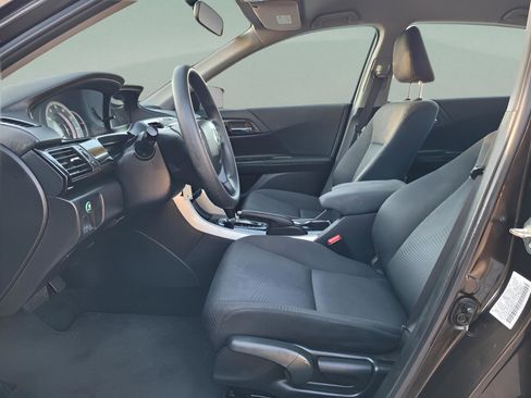 Used 2016 Honda Accord LX image 11