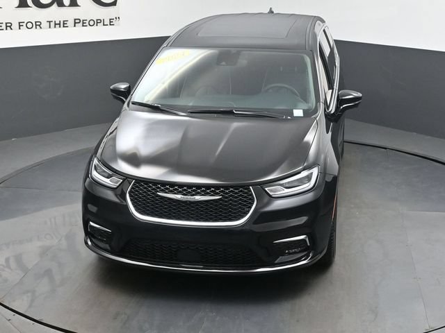 Used 2024 Chrysler Pacifica Limited AWD/4WD image 50